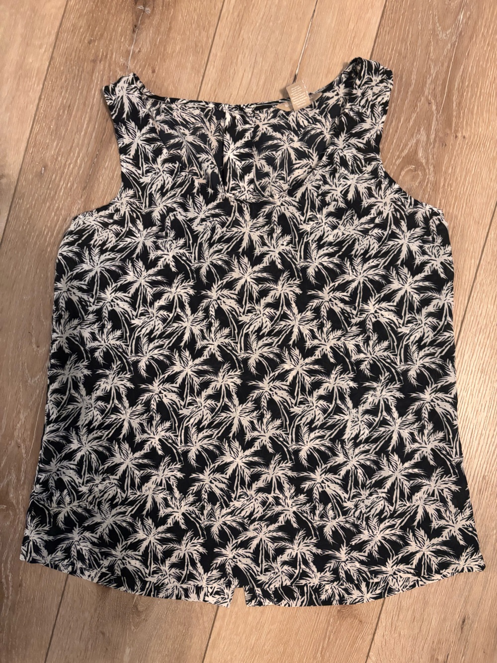 Banana Republic Black & White Palm Leaf Print Blouse